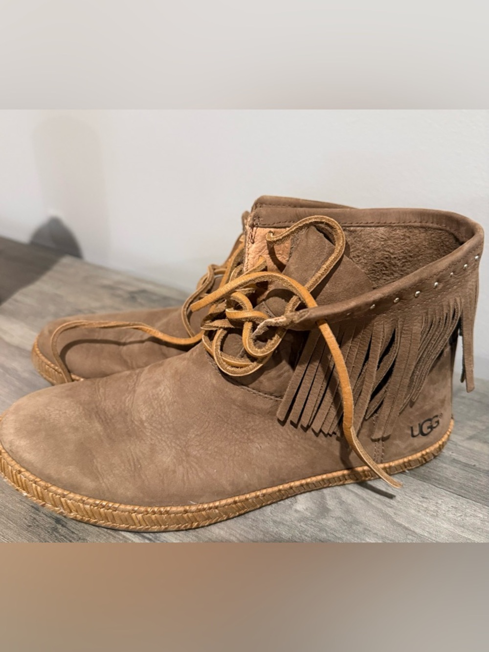UGG Alexia Fringe Moccasin boots brown Nubuck studded size 8